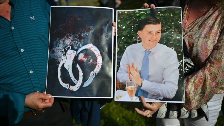 Henry Nowak (18): British police handcuffed murder victims
