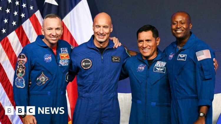 Nasa names next astronauts for Artemis Moon programmeNasa names its next Artemis crew, though they will not be walking on the Moon or even going anywhere near it.6 hrs agoUS & Canada