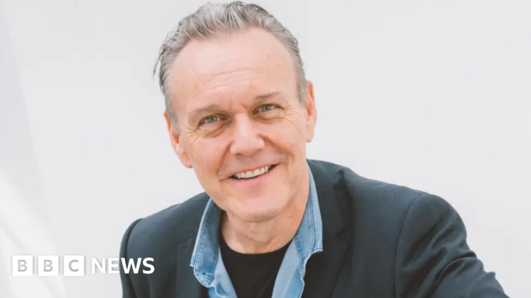 Buffy and Ted Lasso star Anthony Head dies at 72The British actor, who also appeared in Merlin and Little Britain, died of complications from pneumonia.9 hrs agoCulture