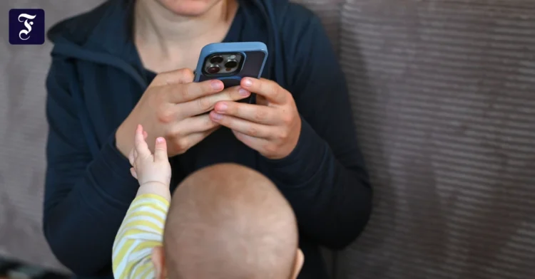 Study shows: Where the iPhone became widespread, the number of births fell significantly