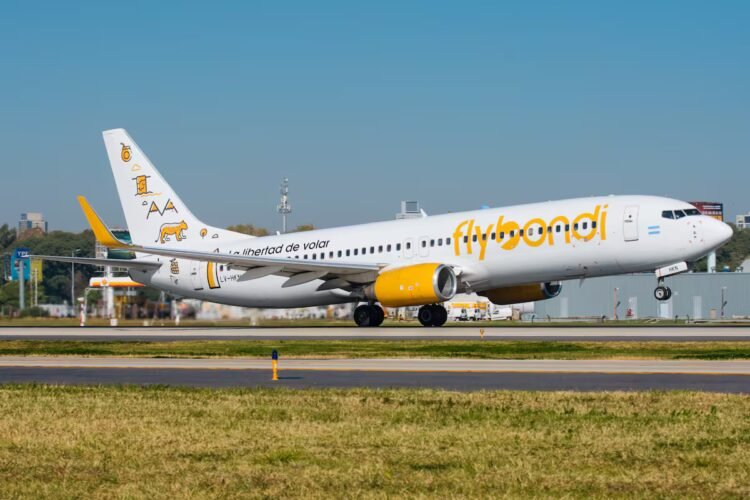 Flybondi agreed to staff suspensions while operating with just three aircraft