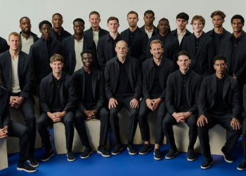 Theft of England national team shoes and equipment in the United States of America