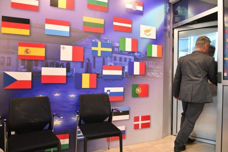 Western Balkans at the door of the EU, but without the right to vote!