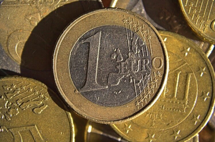 Exchange rate list of NBRSM: How much is the euro today?