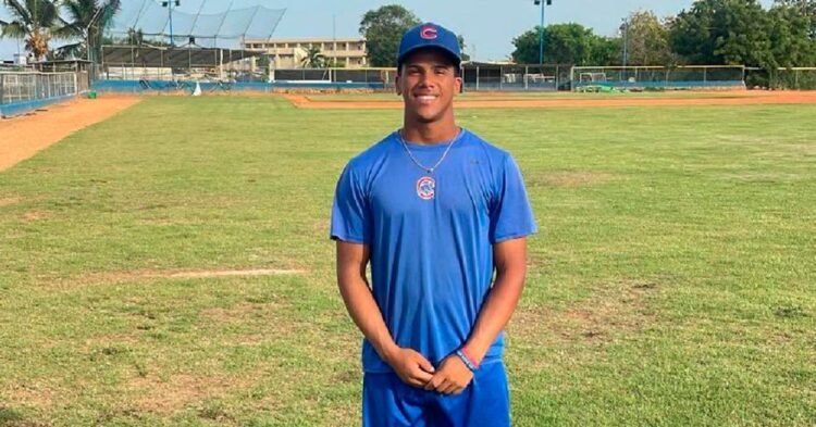 Baseball: Four players who left Cuba join Major League teams
