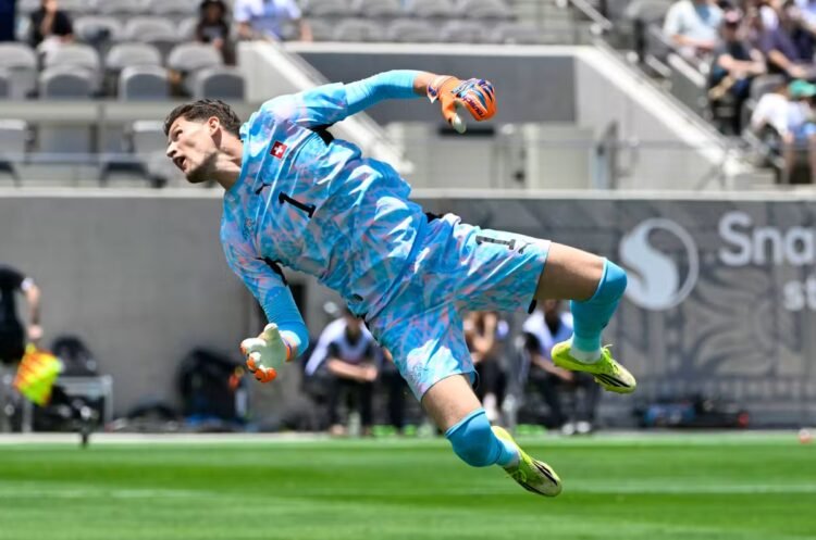 One plays “US style” and the Swiss get a 3 – the scores for the World Cup dress rehearsal2330