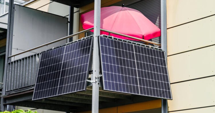 Home and design – Europeans are crazy about this cheap solar system: It cuts bills and fits on the balcony, you just need a socket