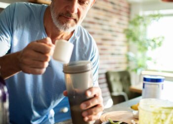 Strong muscles after 65: why protein supplements alone are not enough and what you really need