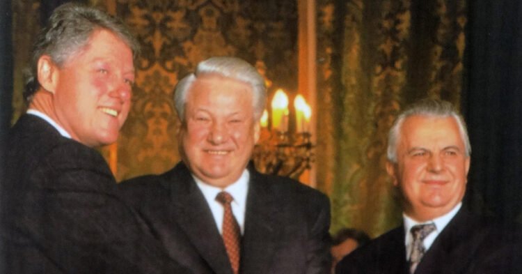 Jutarnji list – One broken agreement by the three people from this photo plunged the world into chaos. Is the same waiting for us again?