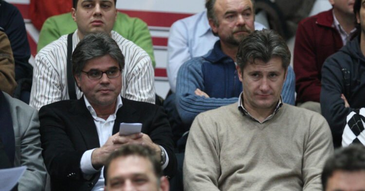 Aljoša Asanović published a photo from a relaxed meeting with Davor Šuker: “Discussions over coffee with a teammate”