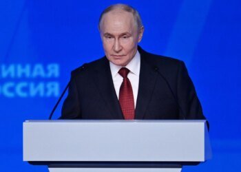 Putin complained about the strikes of the Armed Forces and pressure from the West and promised to “overcome all these problems”: statements at the “United Russia” congress