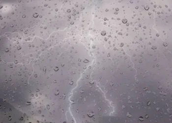 Rain and strong winds in these states