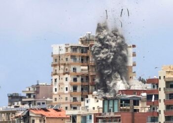 Live updates: Iran war; Trump vows US response after saying Iran shot down Apache helicopter