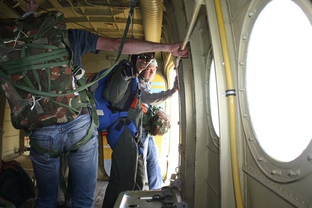 #AP30/Stories. “I believe in you, dad.” The story of the Asia-Plus correspondent’s parachute jump