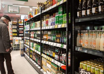 Seimas Committee – punishments for selling alcohol-imitating drinks to minors | Business