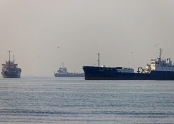 Strait of Hormuz Crisis: EU Targets Iranian Naval Command and Officials in New Sanctions Over Freedom of Navigation