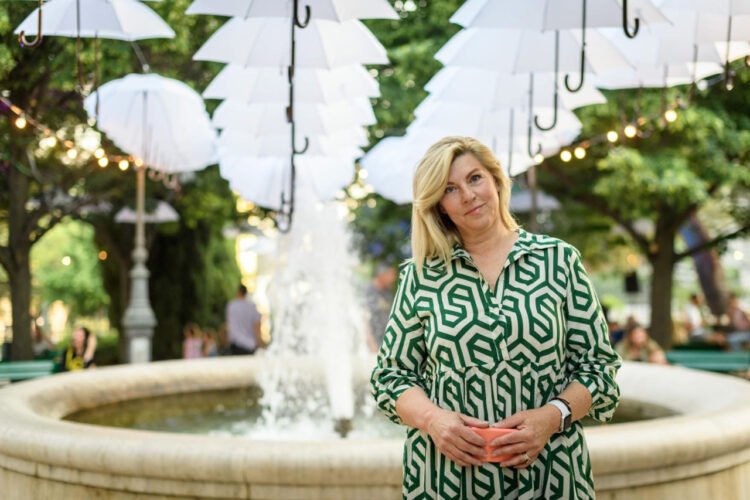PREMIUM Šibenik Spring Festival Spring falls on her shoulder: How did Suzy Josipović get from Šibenik what others cannot? For a birthday?