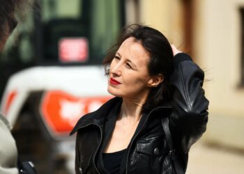 Slobodna Dalmacija – Orešković, after Thompson, on television, lashed out at HRT and the Church: “Ready for home” from tonight is a state and religious greeting!