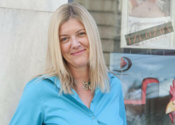Slobodna Dalmacija – She used to be a star in Zagreb, she was also called a sex symbol in the 80s, and now she is returning to Croatia