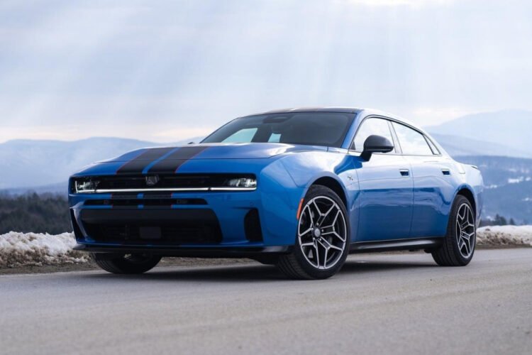 Slobodna Dalmacija – The legend returns with a gasoline engine and a fully electric powertrain, ready for a new European chapter
