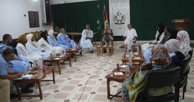 The President of the Republic receives a delegation of Sahrawi pilgrims after performing the Hajj rituals