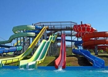 (VIDEO) In Ialoveni, a girl almost drowned in a water park pool: Her hair got stuck in the filtration system