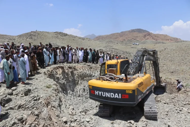 The extraction of green granite stone mine has started in Khost