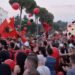 The incident with the flag of Israel, the activist distances himself: That incident has nothing to do with the protest! We gave a lesson in democracy!