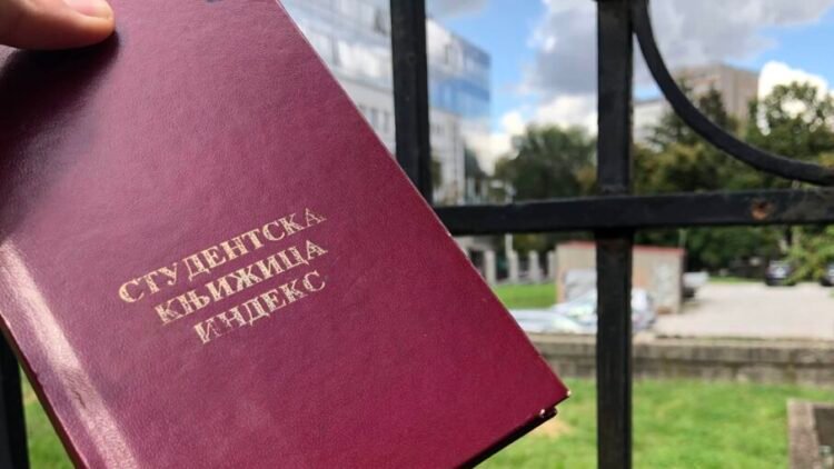 Reimbursement of part of tuition fees to self-financing students until the end of June: Everyone gets the money on the same day – Society