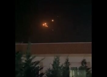 VIDEO | Iran fires missiles at Israel