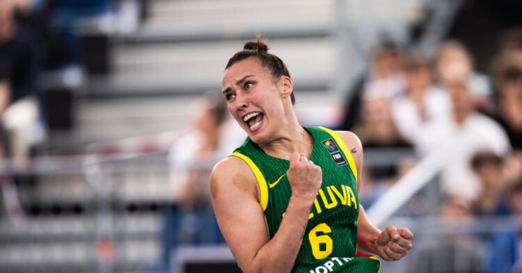 The Lithuanian women’s triples team fell against Ukraine