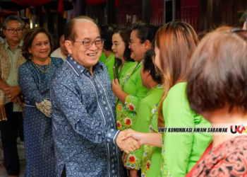 Uggah visits four Betong longhouses during Gawai Dayak outreach programme