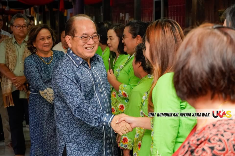 Uggah visits four Betong longhouses during Gawai Dayak outreach programme