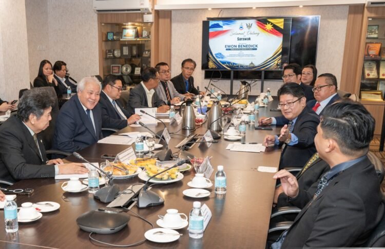 Ewon: Sabah, Sarawak set to strengthen strategic cooperation for development