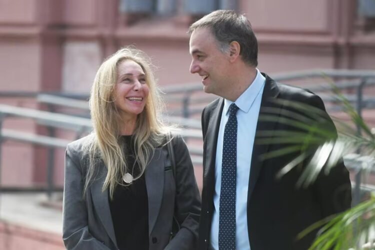 Adorni’s resignation reached the Financial Times, which highlighted Karina Milei’s statement as “unusual”