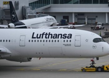A Lufthansa plane had an unpleasant incident: several people were injured Business