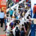 Long lines, fervor and surprises at the delivery of kits for the La Prensa Marathon
