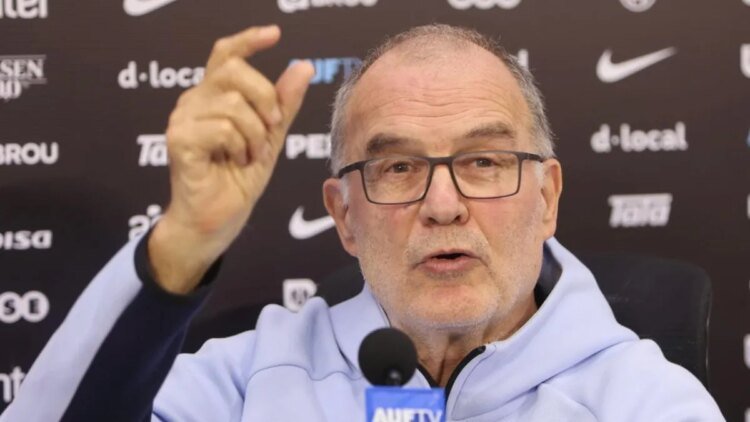 Marcelo Bielsa’s responses after announcing the list of the Uruguayan team for the 2026 World Cup and his relationship with Luis Suárez: “He doesn’t owe me any apology”