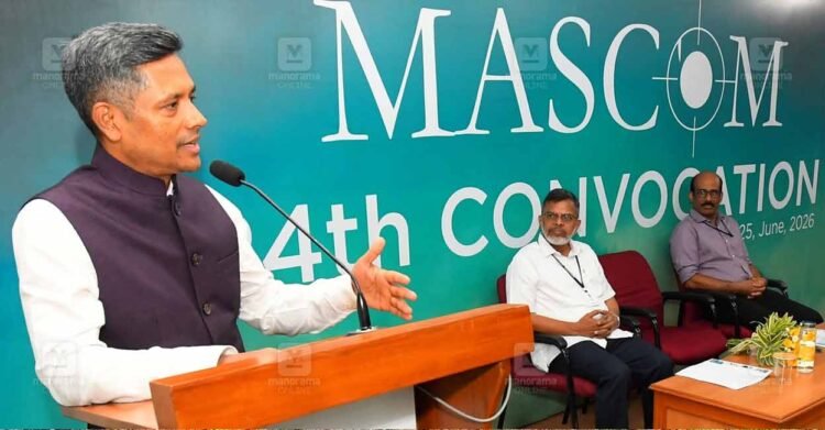 Ensuring Credibility and Humanity The Mission of Journalists: Ratan U. Kelkar | Credibility Over Speed ​​MASCOM Graduation Address – Manorama Online News