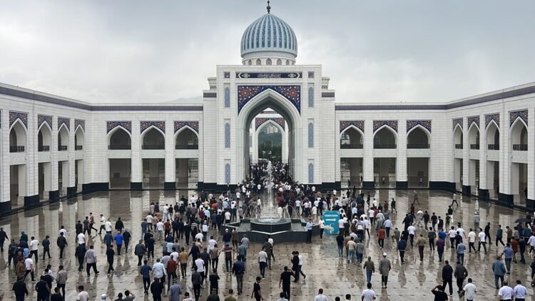 The heart of spiritual Dushanbe: three years of the main mosque of Tajikistan