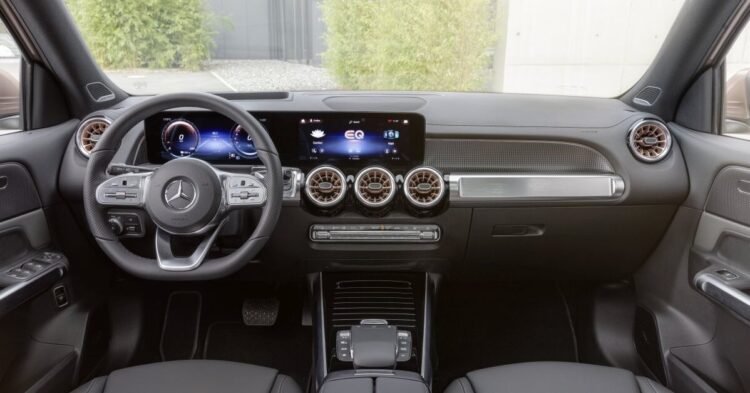 In Kaunas, thieves robbed Mercedes-Benz: losses amount to 16,000. euros