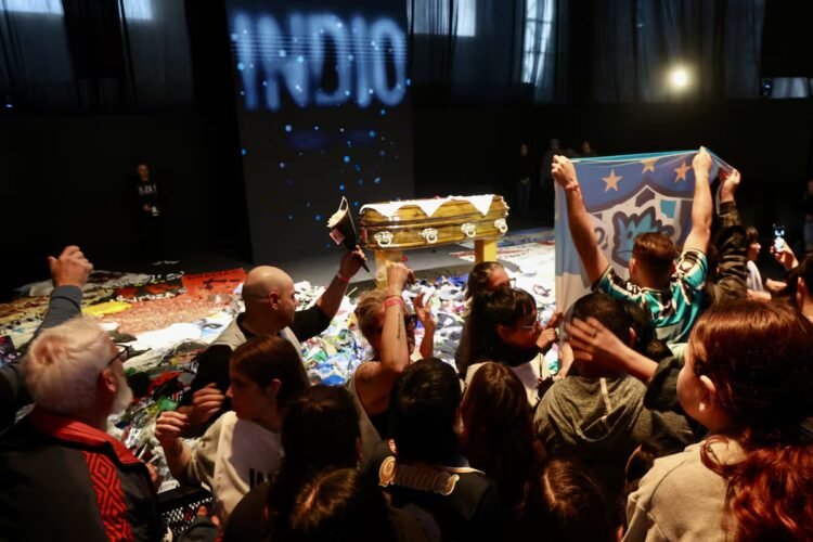 Indio Solari’s family ended the wake and made a special request to the fans