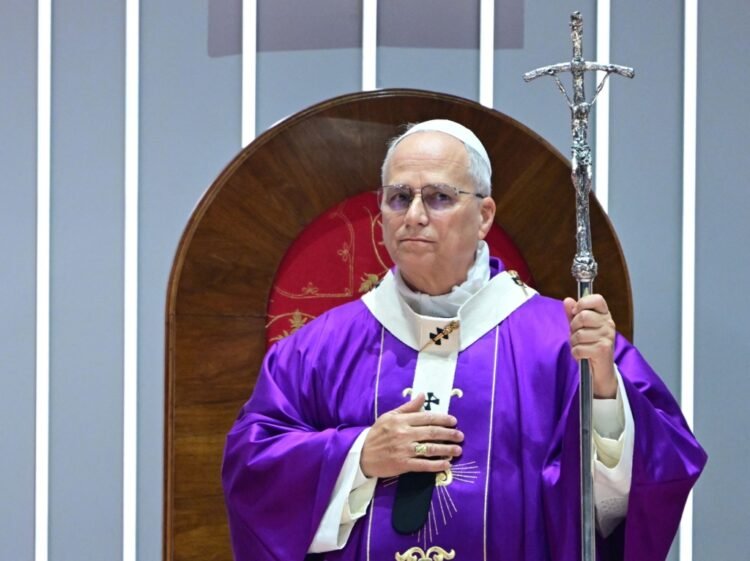 Pope Leo publishes a manifesto on “the protection of the human person in the era of AI”
