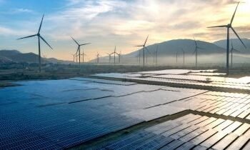 Energy policies in the US and China: Green energy is produced simultaneously with conventional energy, it does not replace it