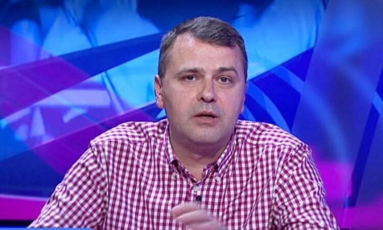 Gigi Becali, to Vali Moraru: “Why are you so upset? You make those faces and look with smaller eyes” VIDEO