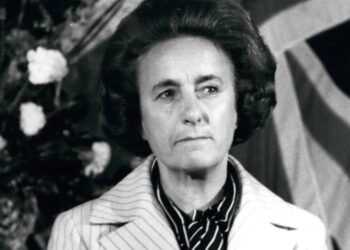 The Hermès bag that belonged to Elena Ceaușescu, put up for auction. What price does it start at?