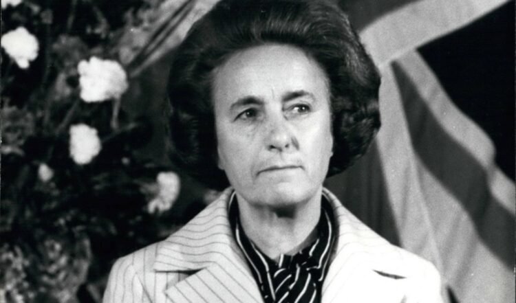 The Hermès bag that belonged to Elena Ceaușescu, put up for auction. What price does it start at?