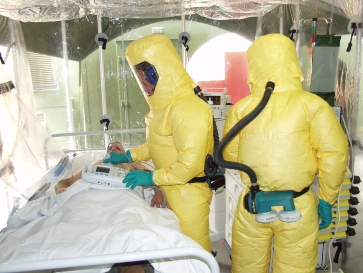 Ebola cases explode in Congo. More than 900 people suspected of being infected