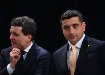 “AUR alone will not be able to suspend the president, he needs a large majority. After that the referendum follows” ANALYSIS