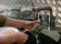 The call of the drinking water supplier from 3 counties: “Don’t water the gardens!”. Irrigation and pool filling can leave others without running water